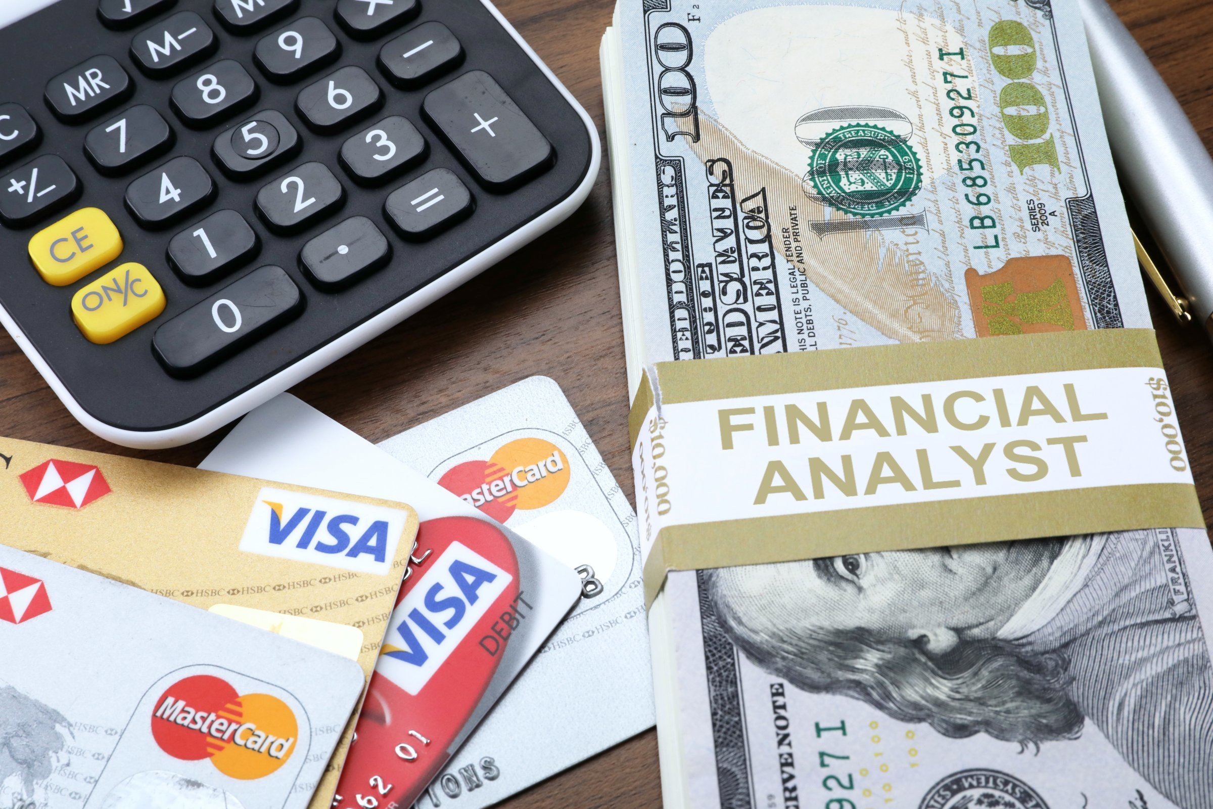 How to Become a Financial Analyst A Comprehensive Guide